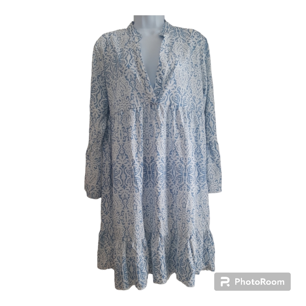 Made with Love, Women's dress, Size Large, Light Blue and White,
